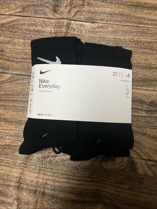 Nike Other - Nike Everyday Black Crew Socks - 6 Pack